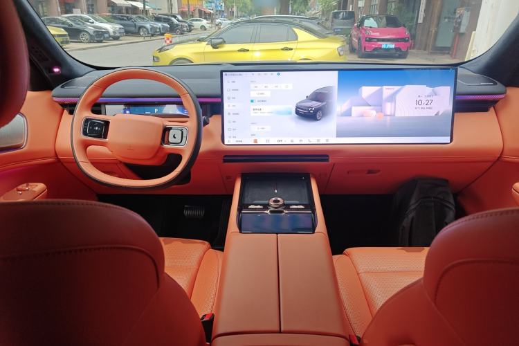 Used Lynk & Co 900 2025 1.5T Ultra
