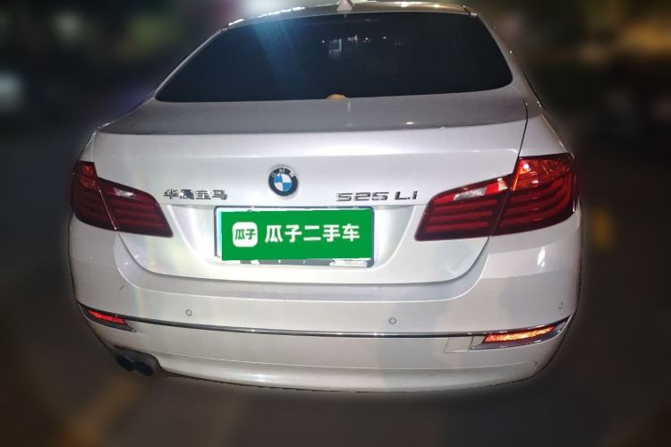 Used BMW 5 Series 2014 525Li Luxury Design Package
