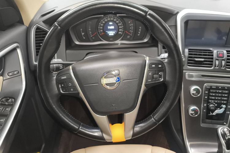 Used Volvo XC60 2014 T5 Zhiyi Edition
