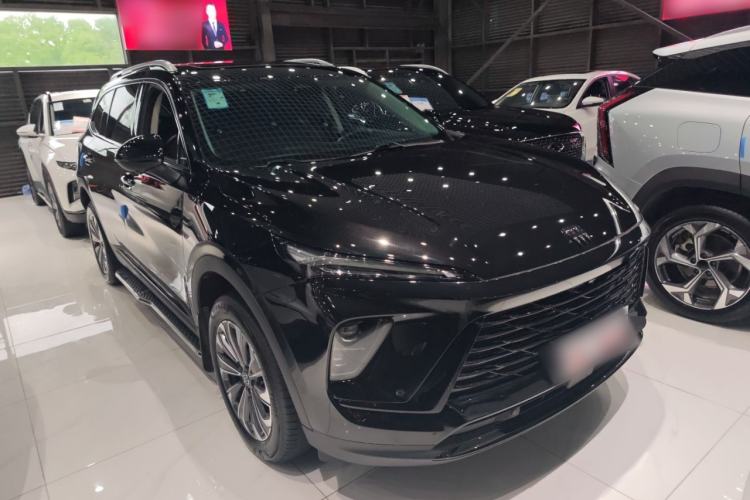 Used Buick Envision 2025 Encore Plus 28T Two-Wheel-Drive Platinum Edition Exterior 2