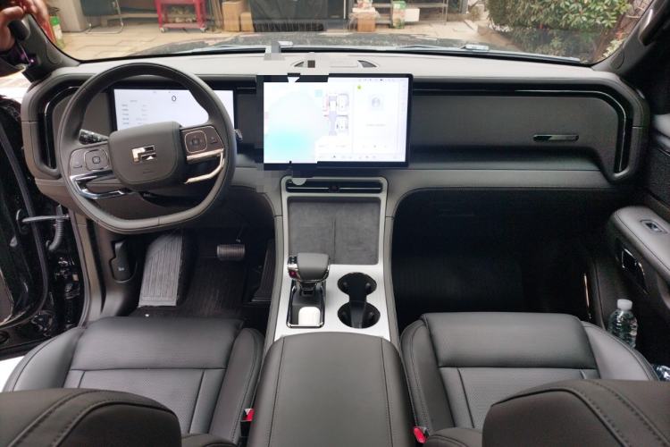 Used Polestones 01 2023 Deluxe 6-Seater Version