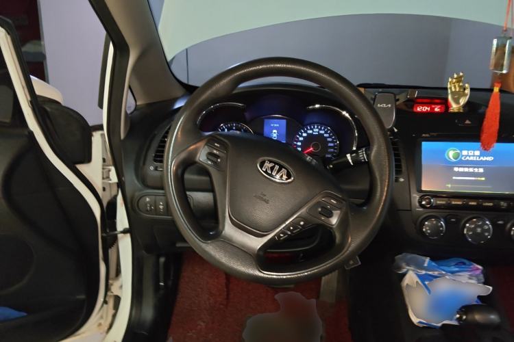 Used Kia K3 2013 1.6L Automatic GL Steering Wheel