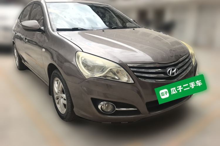 Used Hyundai Celesta 2011 1.6L Manual Comfort Edition Front Right 45 Deg