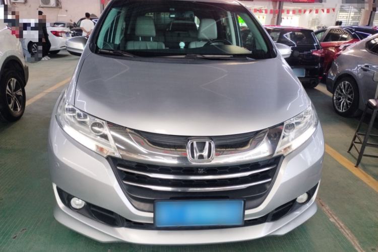 Used Honda Odyssey 2015 2.4L Supreme Edition