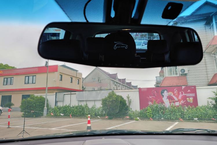 Used Chevrolet Captiva 2015 2.4L 4x4 Flagship Edition 7-Seater