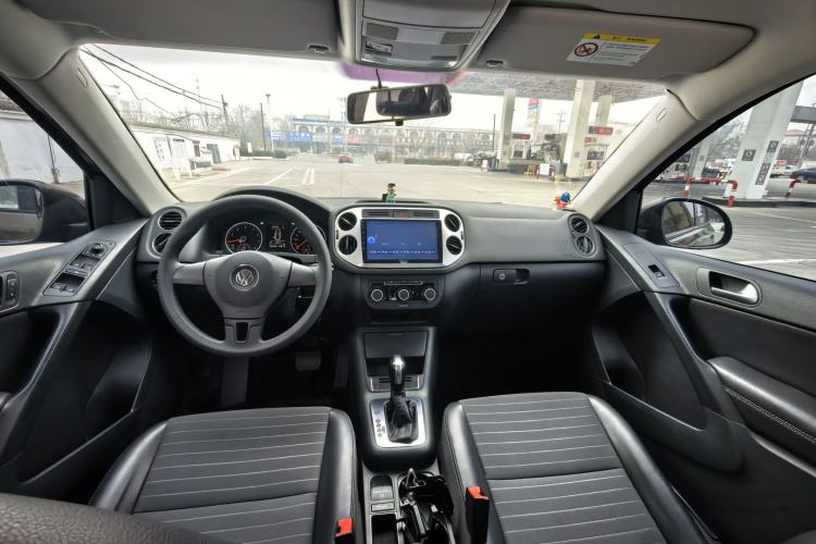 Used Volkswagen Tiguan L 2016 300TSI Automatic Two-Wheel Drive Trend Edition
