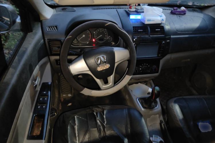 Used BAIC Weiwang M20 2014 1.5L practical type BJ415A Steering Wheel