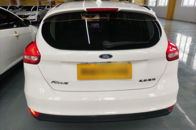 Used Ford Focus 2018 Hatchback Classic 1.6L Automatic Comfort Plus SmartDrive Edition
