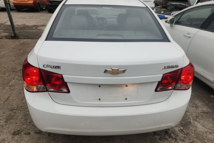 Used Chevrolet Cruze 2014 1.6L SL Millionth Anniversary Edition MT
