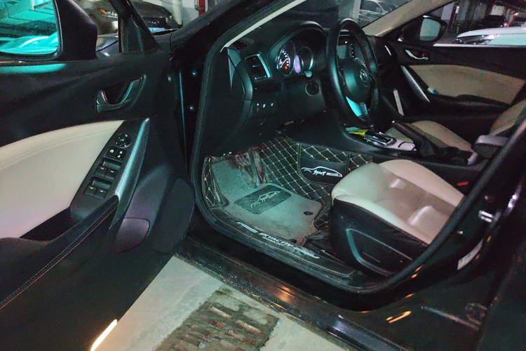 Used Mazda Atenza 2014 2.0L Blue Sky Luxury Edition