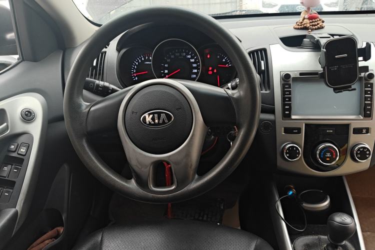 Used Kia Forte 2014 1.6L MT GL