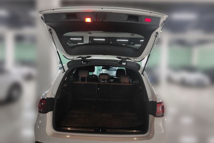 Used Mercedes-Benz GLC 2020 Facelift GLC 260 L 4MATIC Luxury Edition
