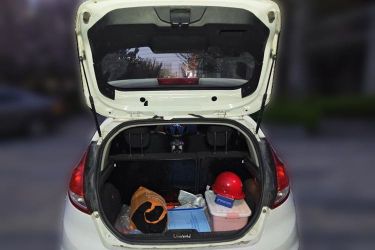 Used Ford Fiesta 2013 Hatchback 1.5L Automatic Fashion Edition Trunk