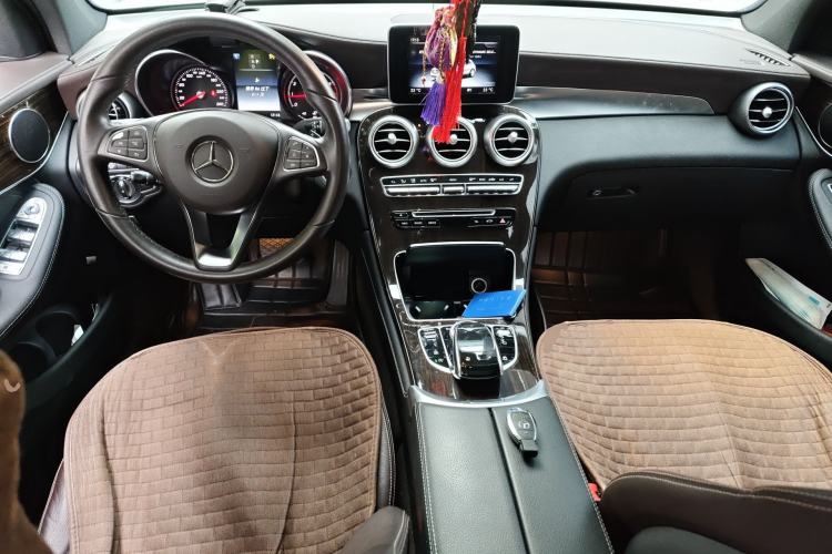 Used Mercedes-Benz GLC 2017 GLC 260 4MATIC Luxury Model