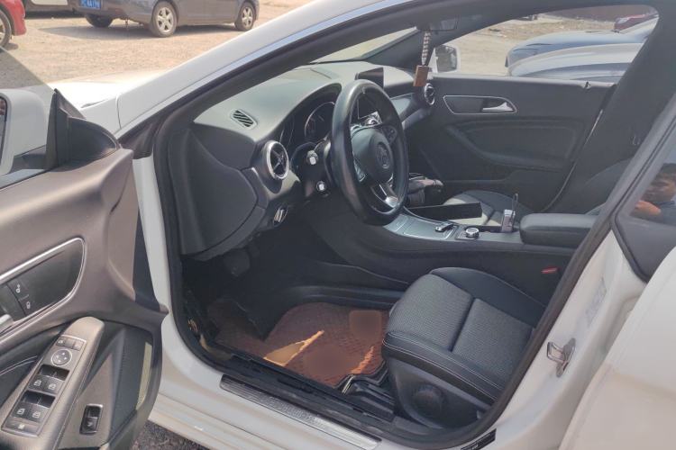Used Mercedes-Benz CLA 2018 CLA 180 Driver Seat