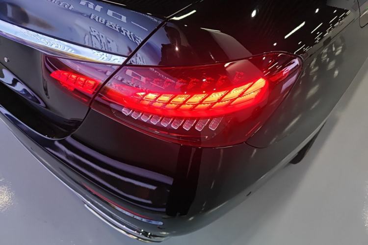 Used Mercedes-Benz E-Class 2022 Second Facelift E 300 L Luxury Edition