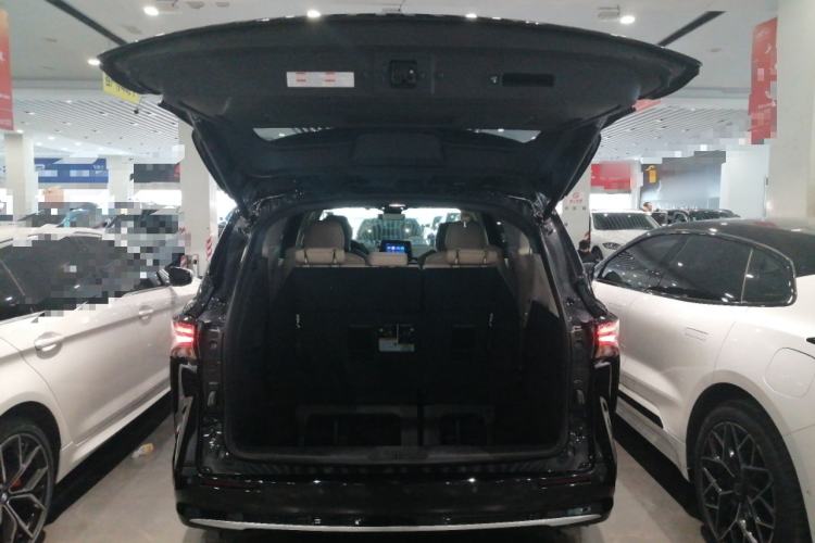 Used Toyota Sienna 2023 2.5L Hybrid Luxury Edition