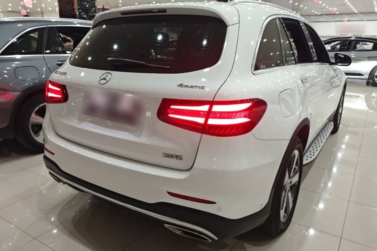 Used Mercedes-Benz GLC 2017 GLC 260 4MATIC Luxury Model