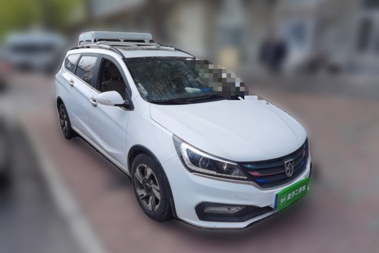 Used Baojun 310W 2017 1.5L Manual Luxury Edition China V