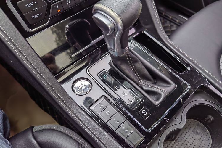 Used Zotye Domy X7 2018 2.0T Automatic Luxury Version