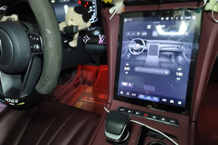 Used Hongqi H5 2025 1.5T DCT Qiyun 500 000th Unit Commemorative Edition
