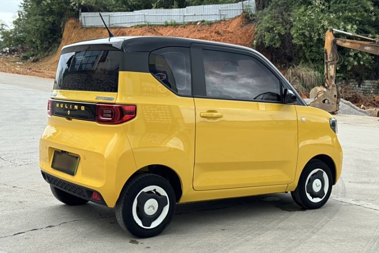 Used Wuling Hongguang MINIEV 2022 Macaron Premium Model – Lithium Iron Phosphate
