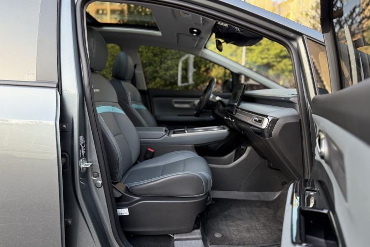 Used AION Y 2022 70 Intelligent Edition Lithium Iron Phosphate
