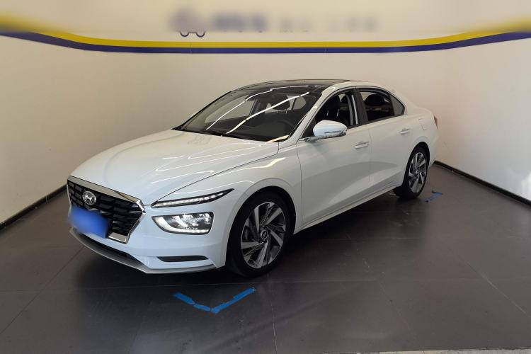 Used Hyundai Mistra 2021 1.8L CVT LUX Premium Edition