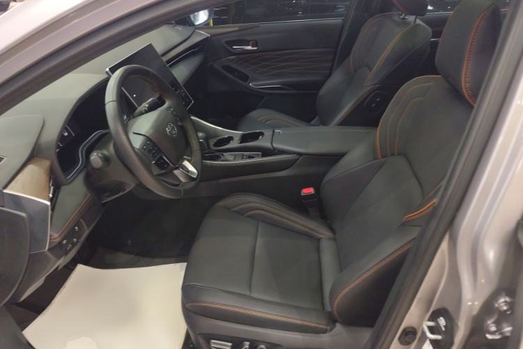 Used Toyota Avalon 2024 Dual-Motor 2.0L Premium Edition Left Front Seat