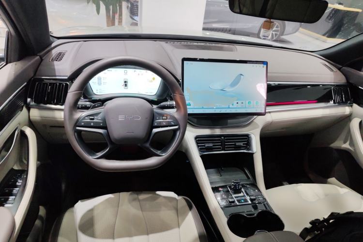 Used BYD Song PLUS New Energy 2025 DM-i Intelligent Driving 160KM Flagship Model
