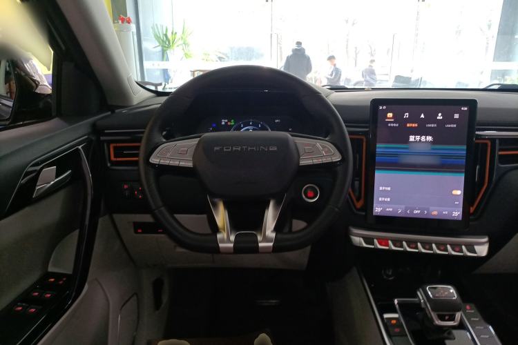 Used FORTHING T5 2022 Mach Edition 1.5T DCT Performance Model with Five Seats