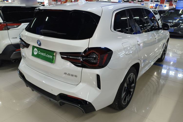 Used BMW iX3 2024 Leading Model