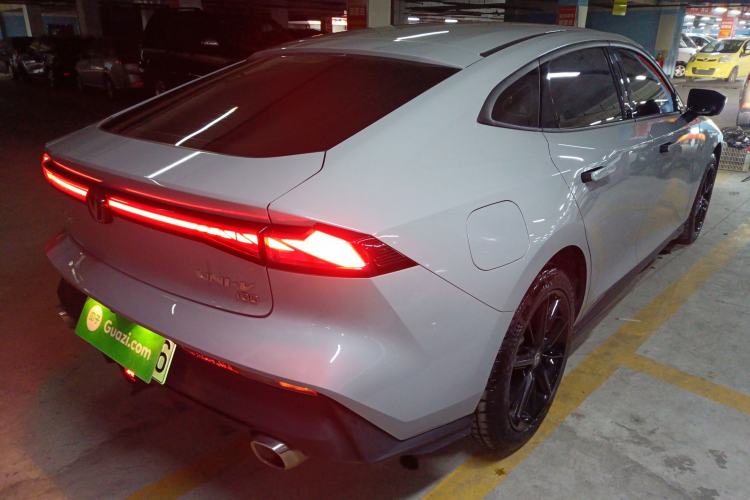 Used Changan UNI-V iDD 2023 ZhiDian iDD 1.5T 113km Smart & Fun Version