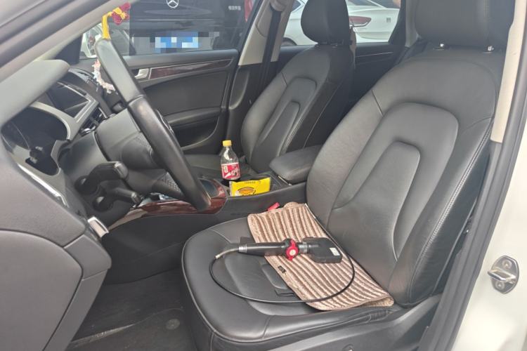 Used Audi A4L 2012 2.0 TFSI automatic Comfort trim level