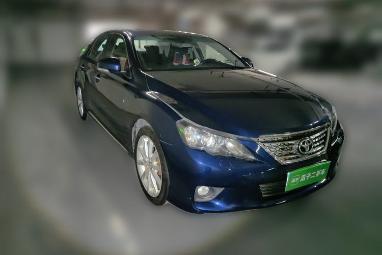 Used Toyota Reiz 2010 2.5V Fashion Elite Edition Front Right 45 Deg