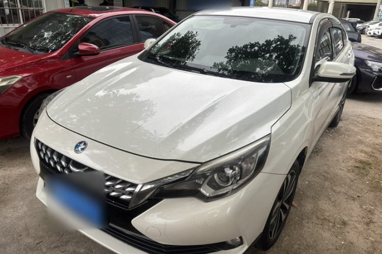 Used Venucia T90 2017 2.0L Manual Fashion Edition