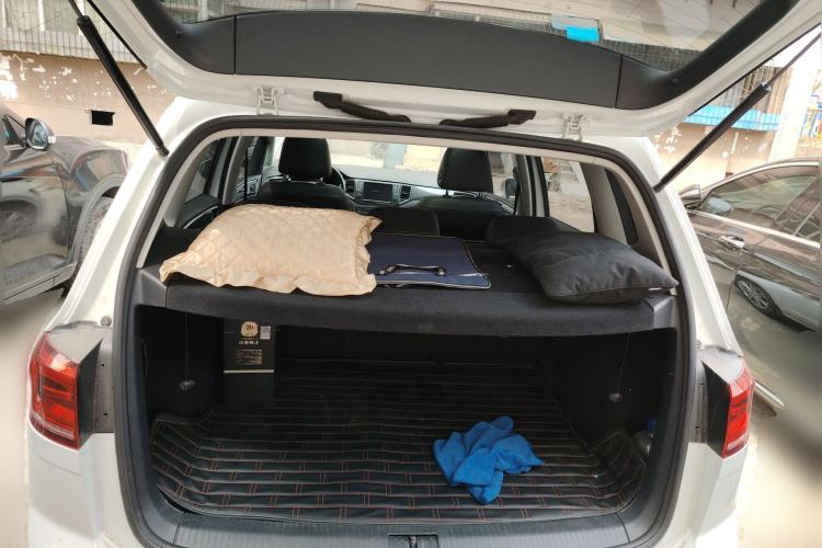 Used Volkswagen Golf Sportsvan 2016 280TSI Automatic Luxury Model Trunk