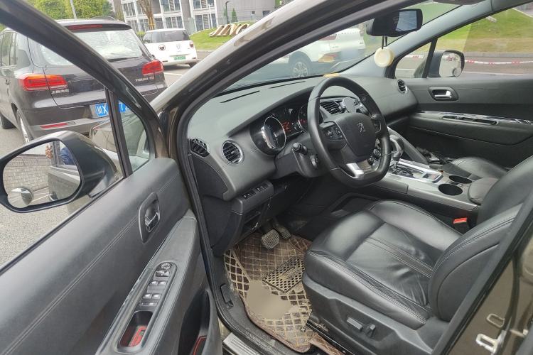 Used Peugeot 3008 2016 2.0L Automatic Trend Edition Driver Seat