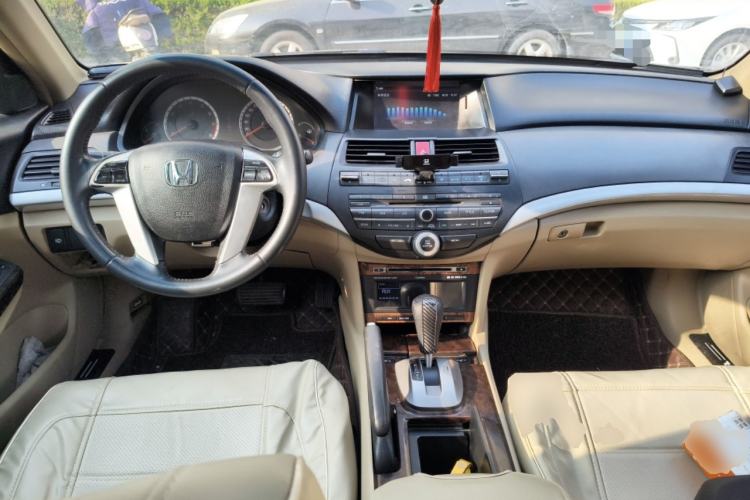 Used Honda Accord 2008 2.0L EX Center Console
