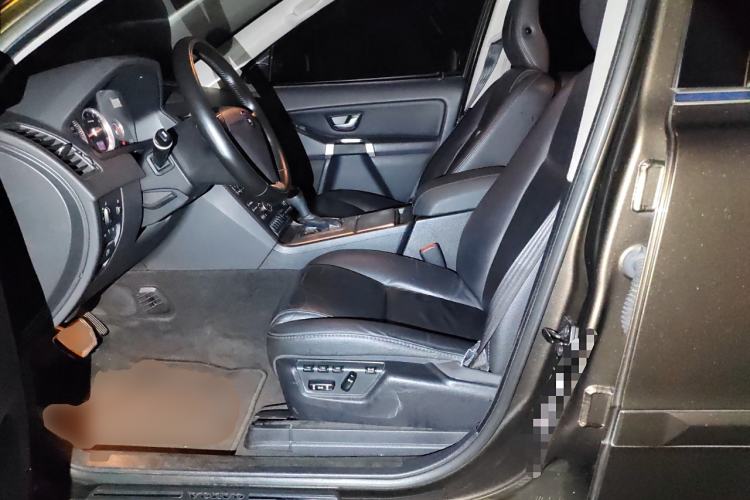 Used Volvo XC Classic 2014 T5 Luxury Edition
