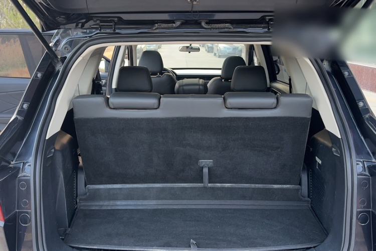 Used Sinotruk VGV U70 2020 1.5T Manual Elite Sunroof Version 7 Seats
