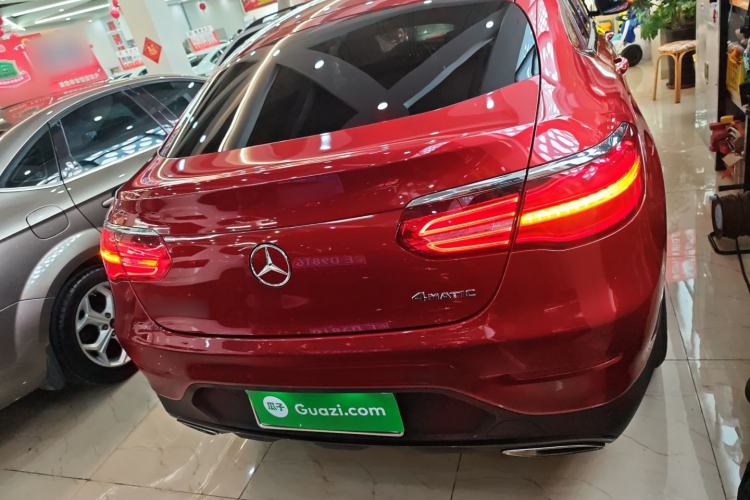 Used Mercedes-Benz GLC Coupe 2018 GLC 260 4MATIC Coupe SUV