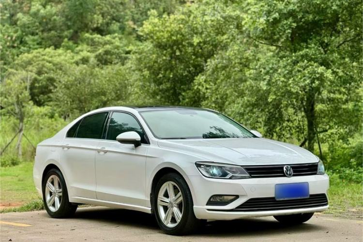 Used Volkswagen Lamando 2015 330TSI DSG Comfort Edition
