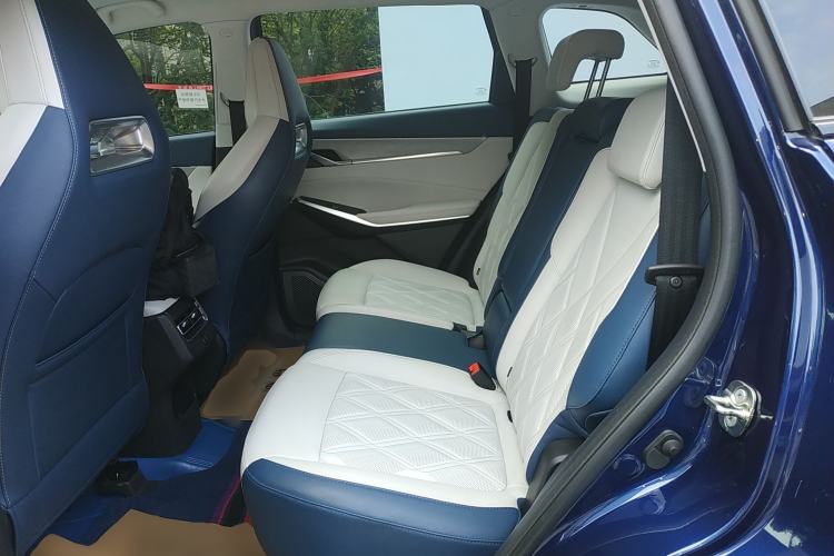 Used CHANGAN CS75 PLUS 2022 2nd Generation 2.0T Automatic Navigation Version Left Rear Seat