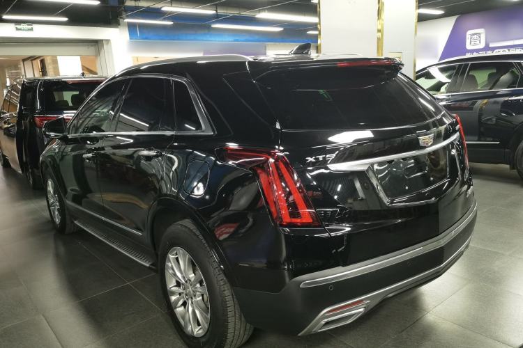 Used Cadillac XT5 2022 2.0T Two-Wheel Drive Luxury Version Exterior 2