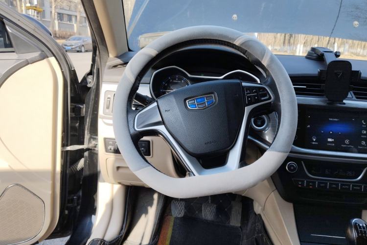 Used Geely Auto Emgrand 2017 Sedan Million Edition 1.5L Manual Luxury Model