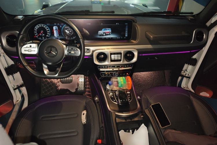 Used Mercedes-Benz G-Class 2023 G 350 Center Console