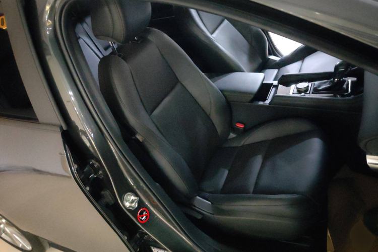 Used Mazda Mazda 3 Axela 2022 2.0L Automatic Zhi Rui Edition
