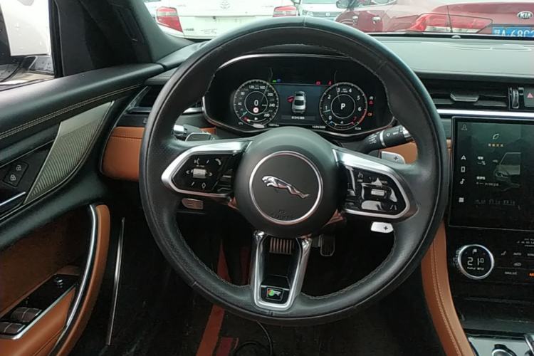 Used Jaguar XFL 2021 XFL 2.0T P250 All-Wheel-Drive Shimmering Black Sport Edition Steering Wheel