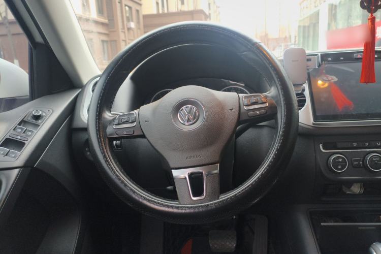 Used Volkswagen Tiguan L 2015 1.8TSI Automatic Two-Wheel Drive Comfort Edition
